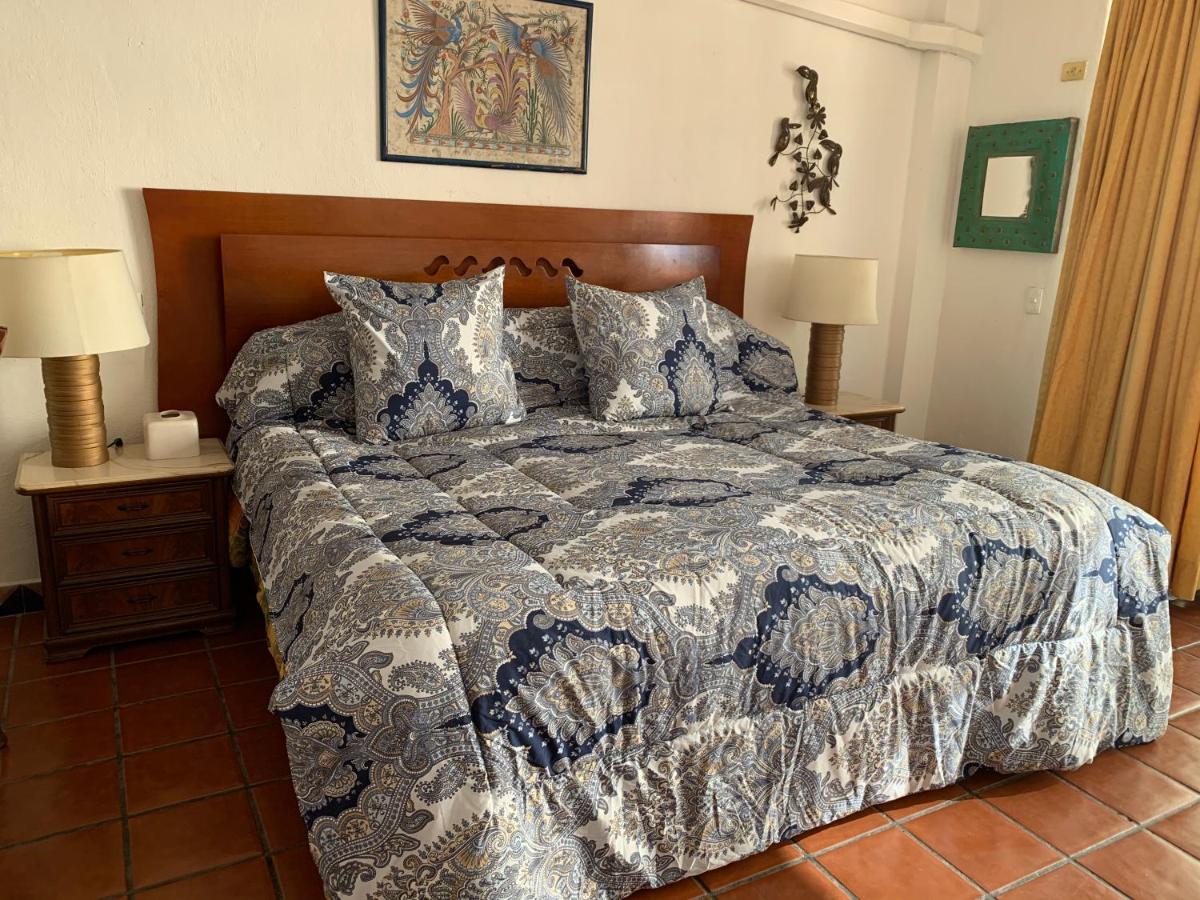 Vallarta Jr Suites ปูแอร์โตบาญาร์ตา ภายนอก รูปภาพ